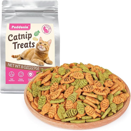 Catnip Cat Treats, Chicken and Salmon Flavor Cat Snacks, Training Biscuits Treats for Cats, Crunchy Fish Shape Adult Cat Biscuits, 8 oz