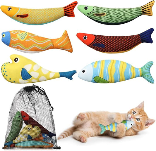 6 Pack Christmas Catnip Cat Toys Indoor Interactive Cat Toys Funny Catnip Kitten Chew Gifts Pet Birthday Christmas Party Presents (Saury Shape)